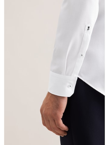 Coupe slim Chemise business SEIDENSTICKER en blanc