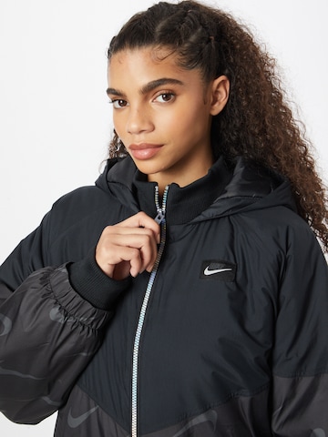 Nike Sportswear Átmeneti dzseki - fekete