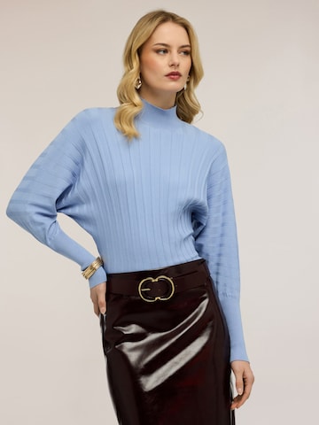 MOTIVI - Jersey en azul: frente