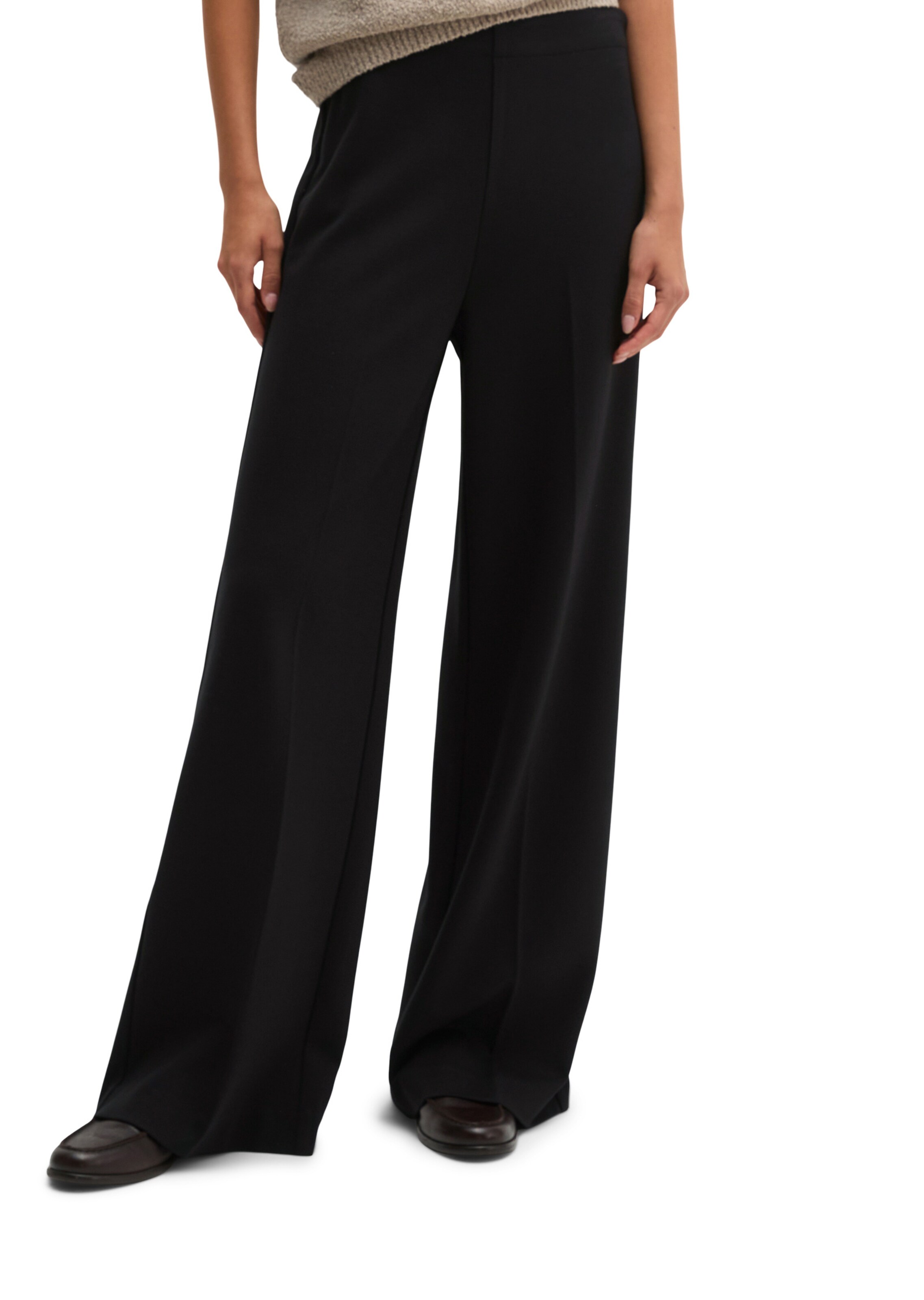 Marc O'Polo Loose fit Pants in Black: front
