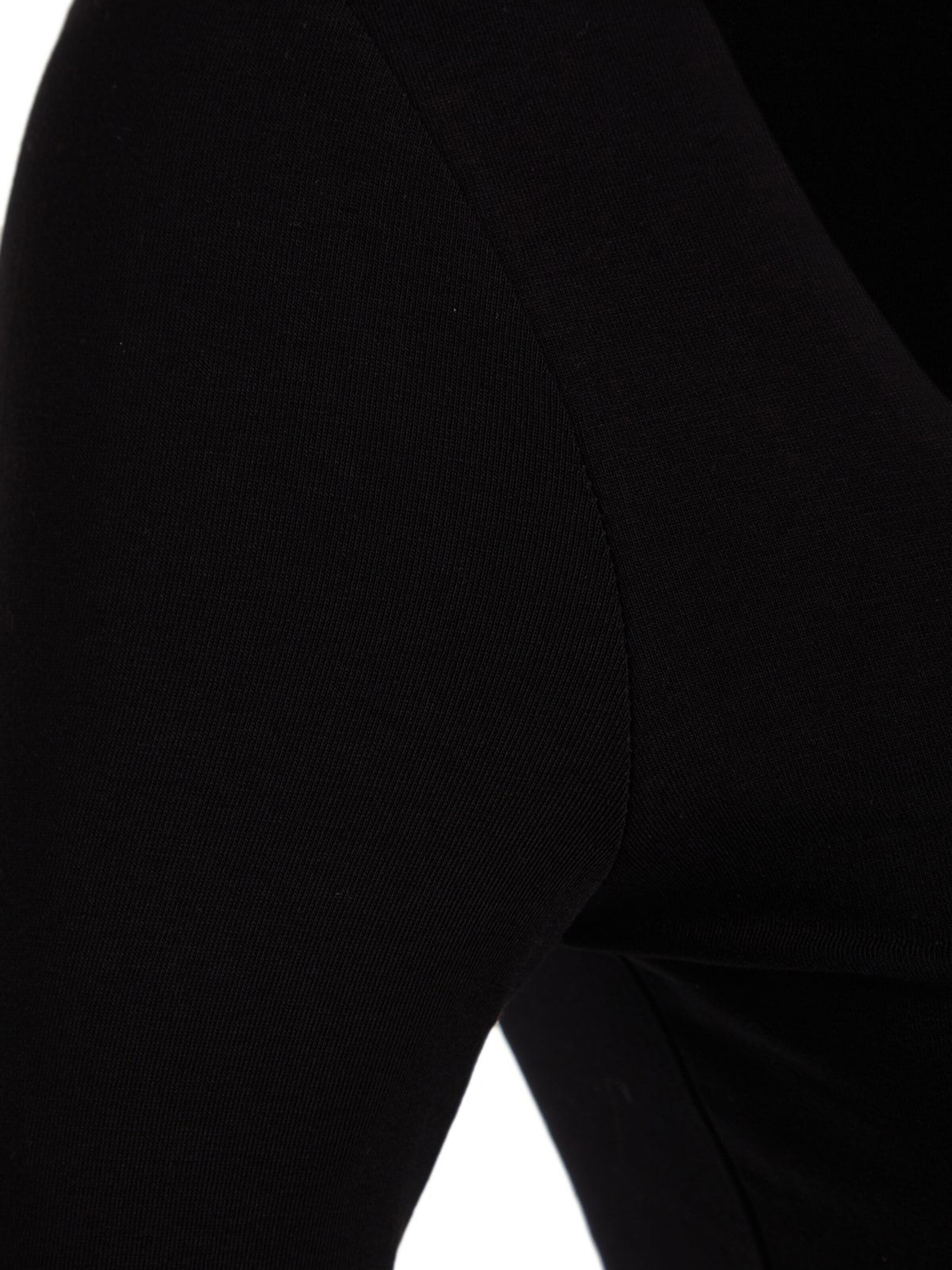 Trendyol Tričko - Čierna