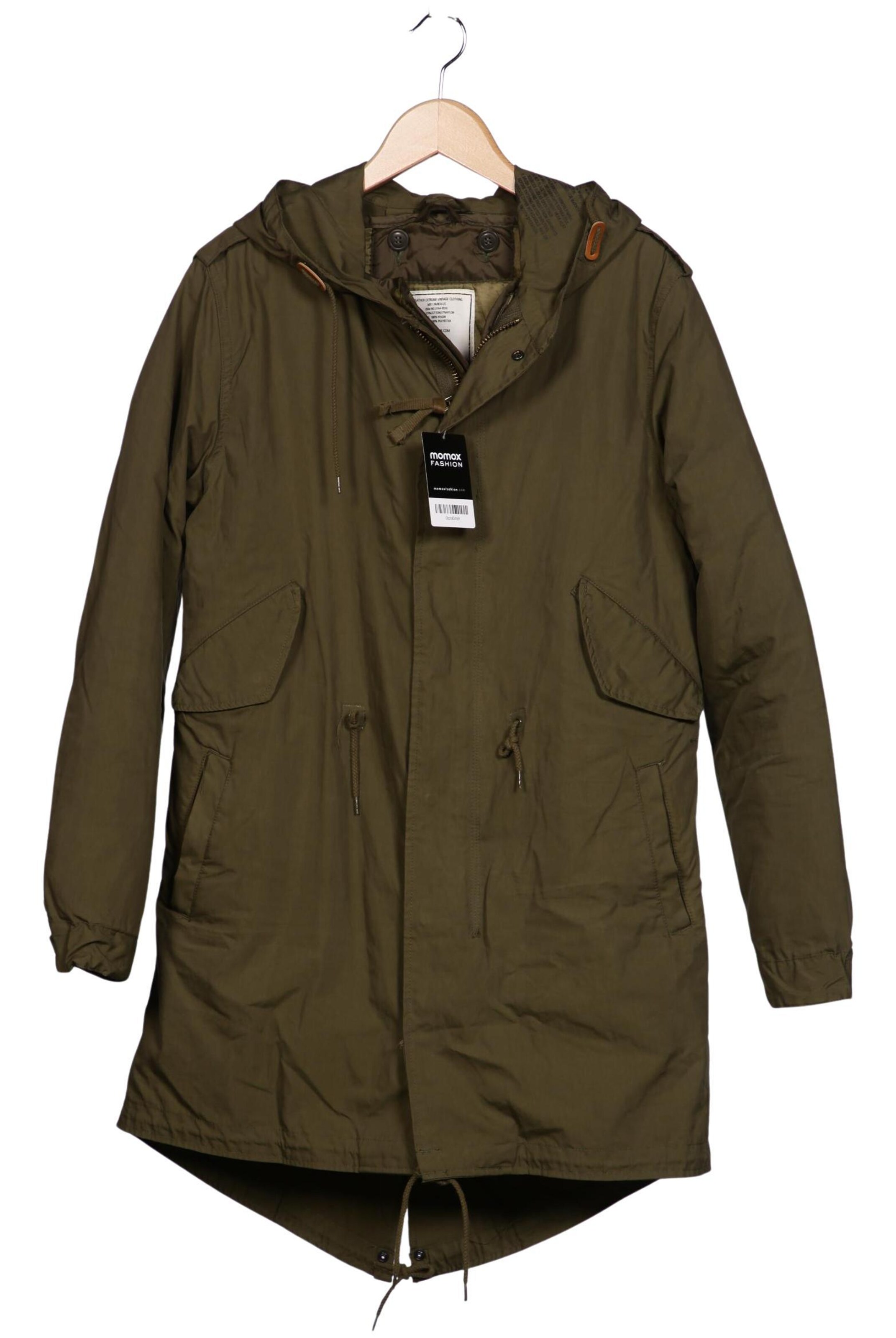 Brandit Jacket & Coat in S in Green: front