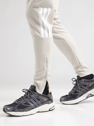 Coupe slim Pantalon de sport 'TIRO' ADIDAS SPORTSWEAR en gris