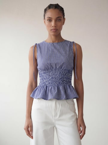 ARMIE Blouse 'The Carla' in Blauw: voorkant