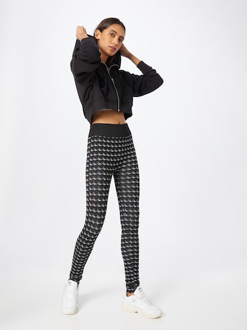 Urban Classics - Skinny Leggings em preto