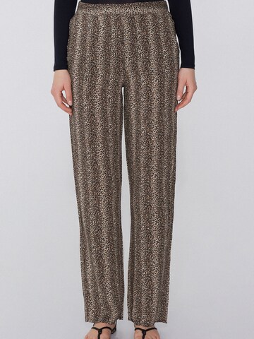 Tezenis Wide leg Pants in Brown: front