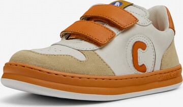 Sneaker 'Runner Four' di CAMPER in beige: frontale