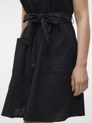 Abito camicia di VERO MODA in nero