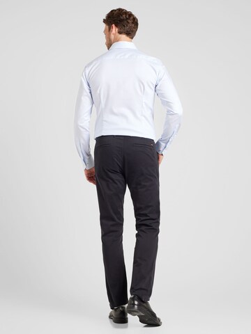Coupe slim Pantalon chino BOSS en noir