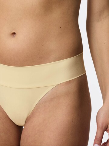 TRIUMPH String ' Body Make-Up Illusion String ' in Yellow