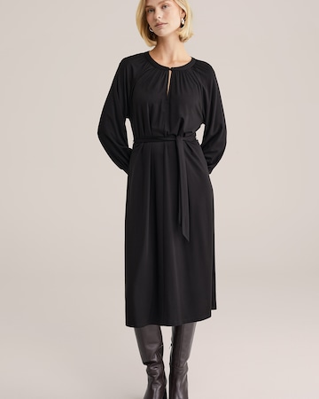 melns WE Fashion Kleita: no priekšpuses