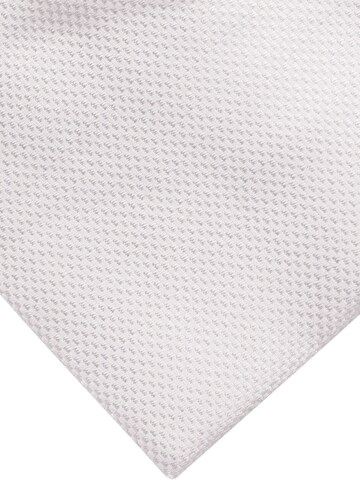 Suitable Tie in White