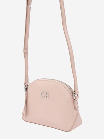 Calvin Klein Schoudertas in Roze