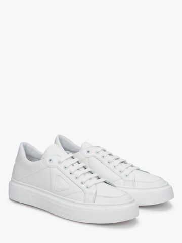 Baskets basses '09-4300' Estro en blanc