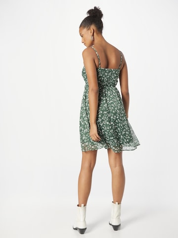 ABOUT YOU - Vestido 'Caroline' en verde