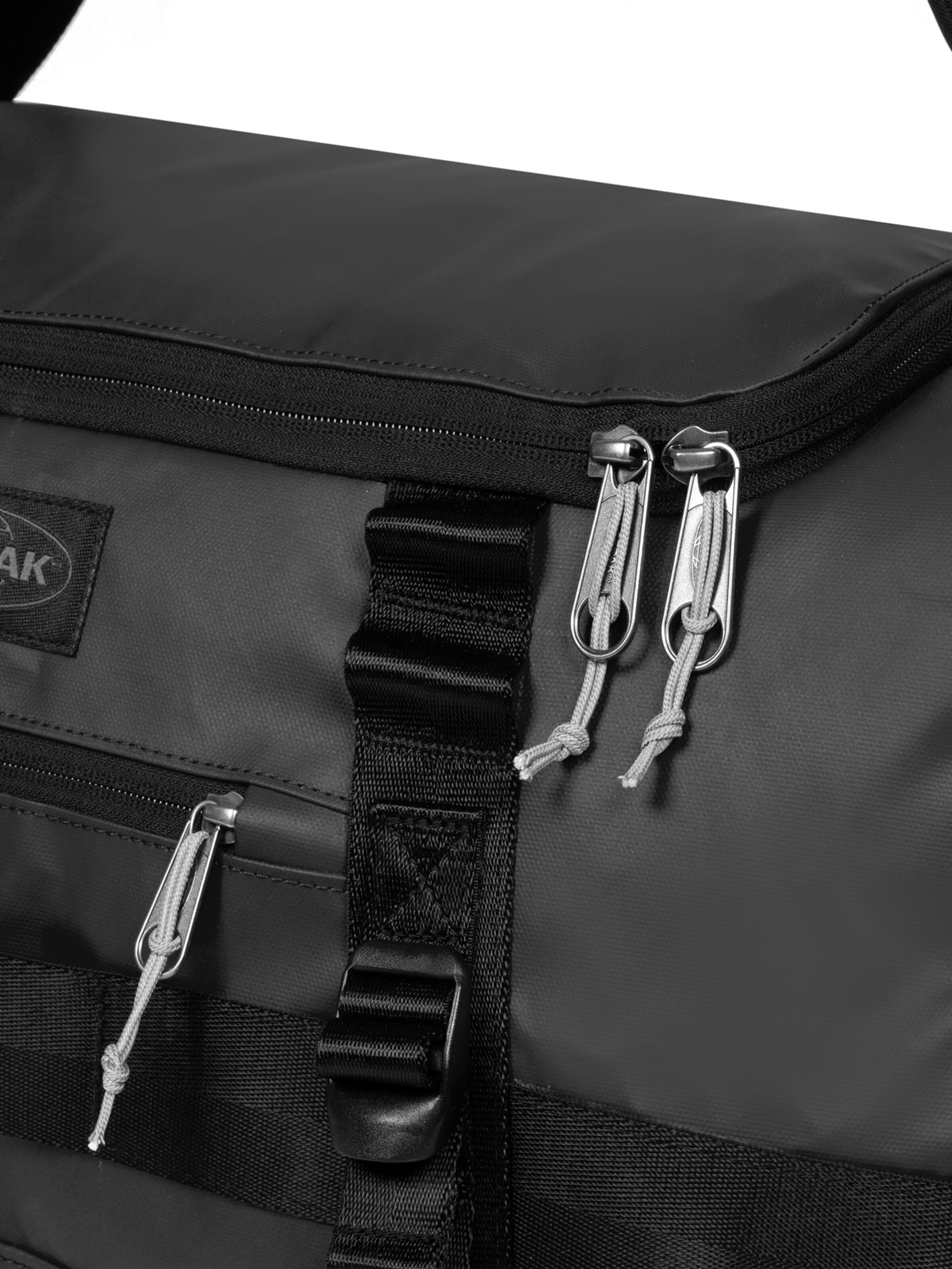 EASTPAK Weekend bag i svart