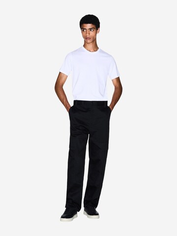 Maglietta '8NZT74 ZJA5Z' di ARMANI EXCHANGE in bianco