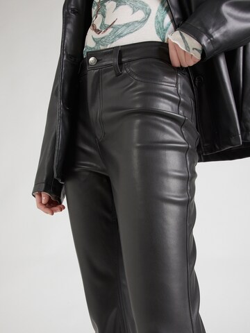 HOLLISTER Rozkloszowany krój Spodnie w kolorze czarny