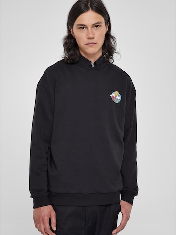 Urban Classics Sweatshirt in Black: front