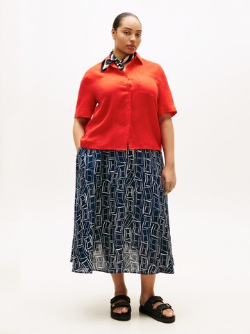 Camicia da donna 'ESS' di Tommy Hilfiger Curve in arancione