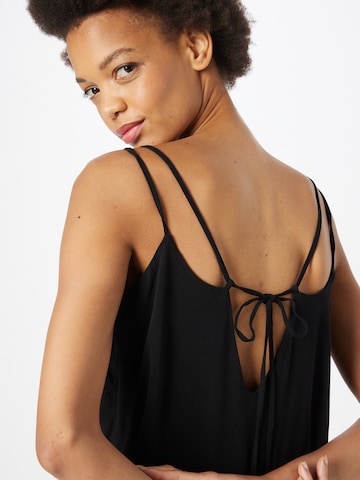 ABOUT YOU Top 'Eske' in Black