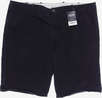 LEVI'S ® Shorts in 40 in Black: front