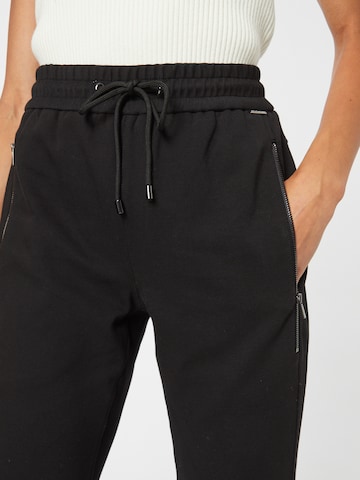 COMMA Tapered Hose in Schwarz