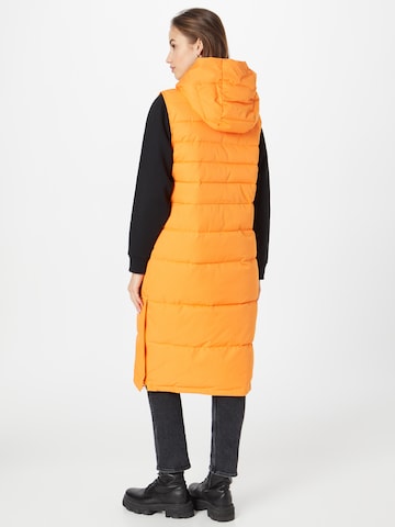 Gilet 'Vestholm' di Derbe in arancione