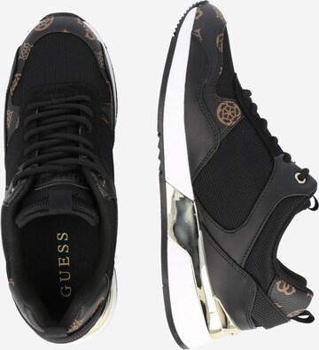 Sneaker low 'METZ' de la GUESS pe negru