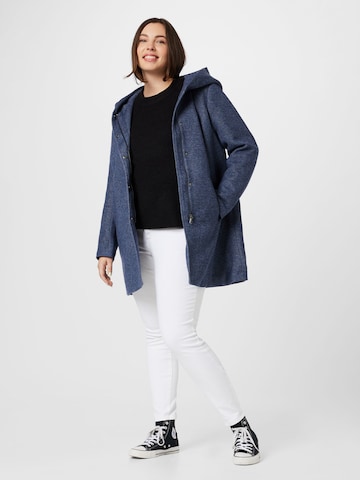 Manteau mi-saison 'Sedona' ONLY Carmakoma en bleu