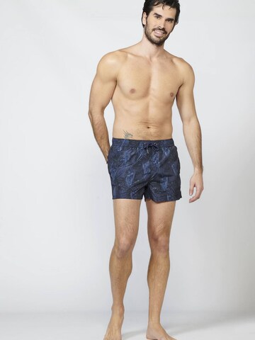 KOROSHI Badeshorts in Blau