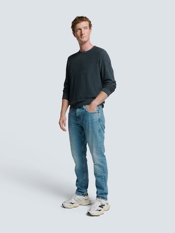 No Excess Pullover in Blau