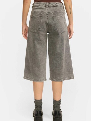 Soft Rebels Wide Leg Farkut 'Willa' värissä harmaa