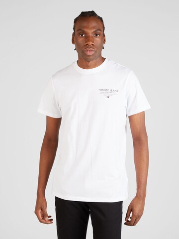 Tommy Jeans T-shirt 'Essentials' i vit: framsida