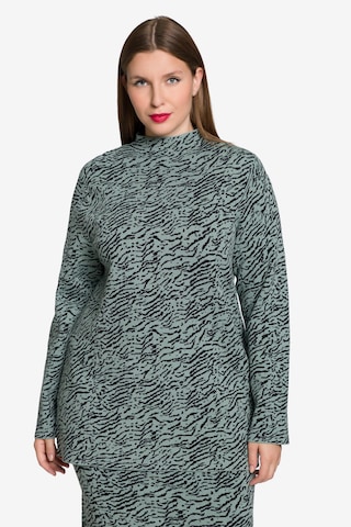 Ulla Popken Sweater in Green: front