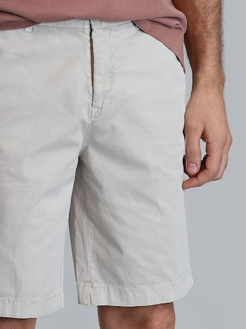 Coupe slim Pantalon chino 'ZEGLER' Lufian en beige