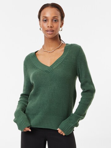 VILA Sweater in Green: front