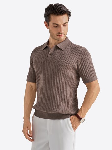 Vantory Sweater in Brown