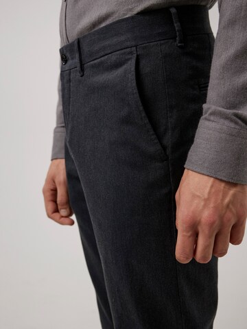 J.Lindeberg Regular Chino trousers 'Chaze' in Grey