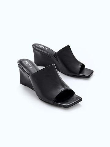 EDITED - Sapatos de salto 'Neeke' em preto