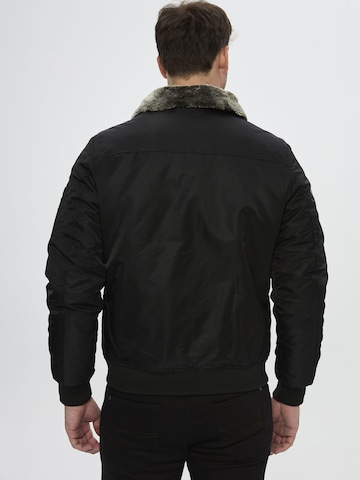 CIPO & BAXX Winterjacke CM232 in Schwarz