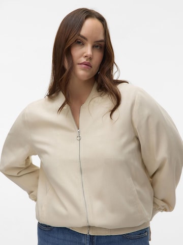 Vero Moda Curve Between-Season Jacket 'VMCDinna' in Beige: front