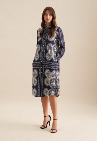 Robe 'Schwarze Rose' SEIDENSTICKER en bleu : devant