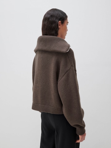 ABOUT YOU x Marie von Behrens Sweater 'Valentina' in Brown