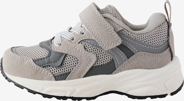 Next Tennarit värissä harmaa: etupuoli