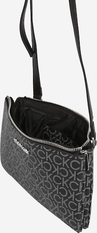 Borsa a tracolla di Calvin Klein in nero