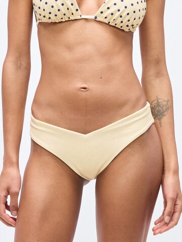 HOLLISTER Bikini nadrágok - bézs