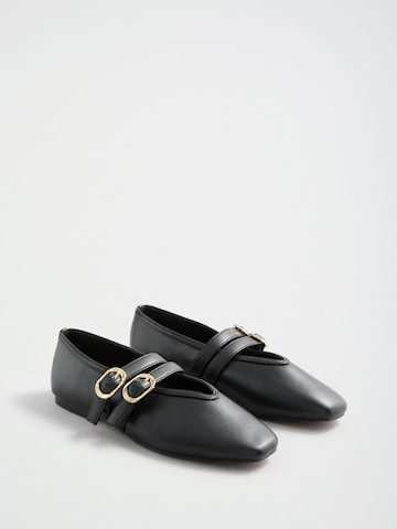 Ballerina con cinturino di love & roses in nero