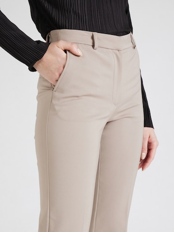 Coupe slim Pantalon à plis 'NOOWA' Tiger of Sweden en gris