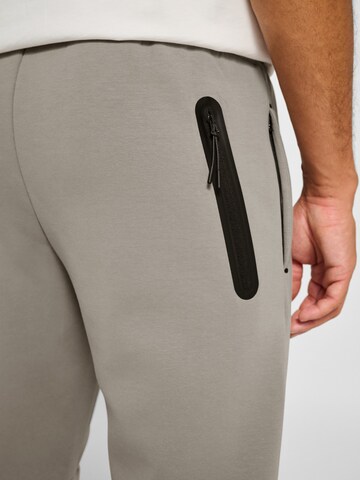 Hummel Tapered Trousers in Grey